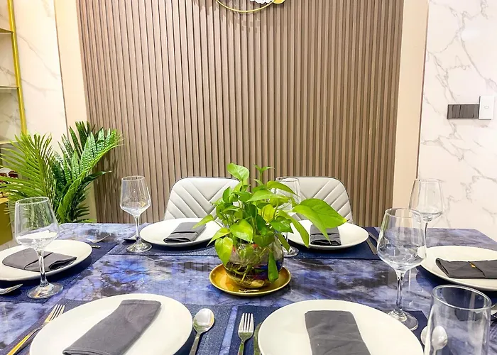 Bayshore 9g 4br Apartment Manila